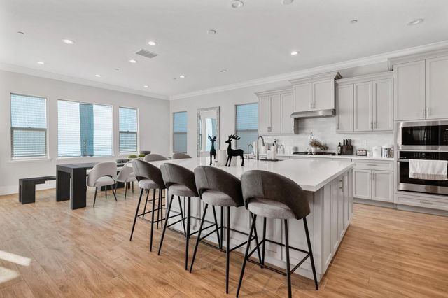 2830 Mcintosh Dr, Lodi, CA 95242