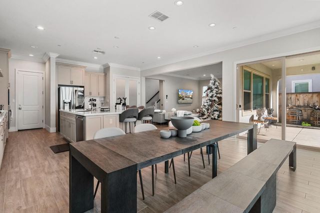 2830 Mcintosh Dr, Lodi, CA 95242