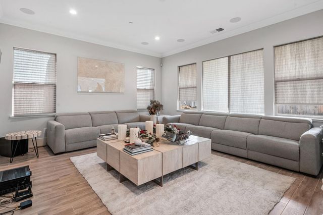 2830 Mcintosh Dr, Lodi, CA 95242