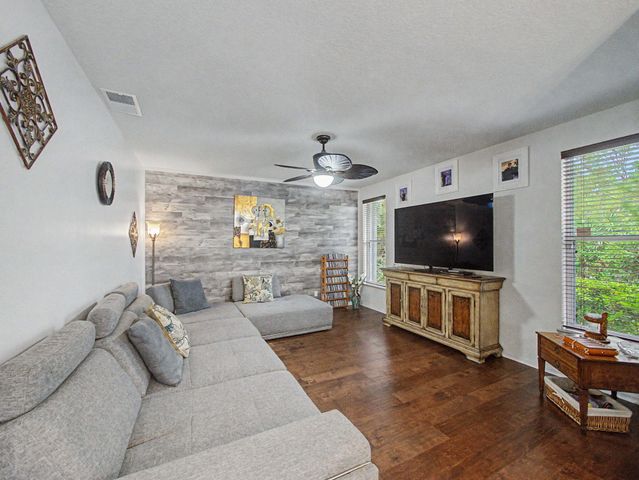 8780 SW Fishermans Wharf Drive, Stuart, FL 34997