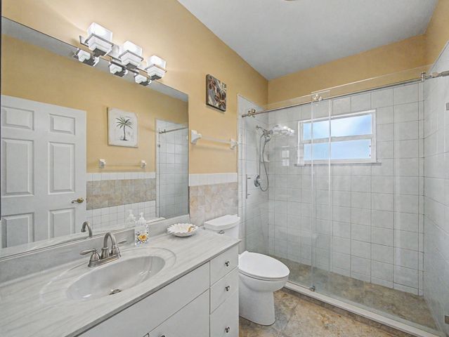 8780 SW Fishermans Wharf Drive, Stuart, FL 34997