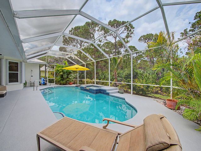 8780 SW Fishermans Wharf Drive, Stuart, FL 34997