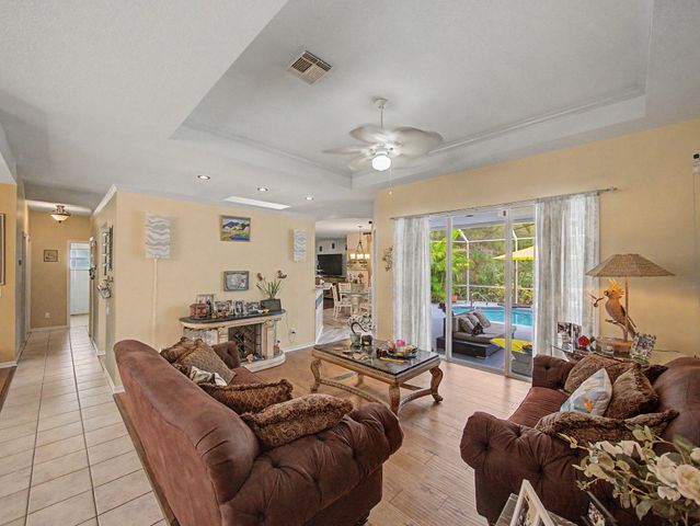 8780 SW Fishermans Wharf Drive, Stuart, FL 34997
