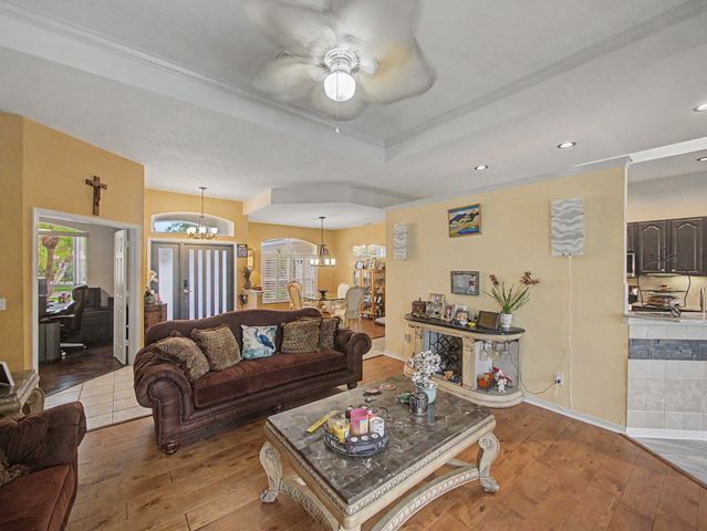 8780 SW Fishermans Wharf Drive, Stuart, FL 34997