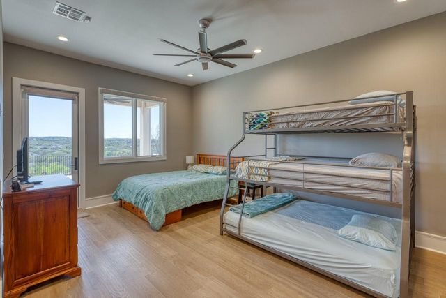 520 The Trails PKWY, Horseshoe Bay, TX 78657