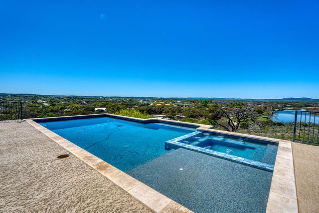 520 The Trails PKWY, Horseshoe Bay, TX 78657