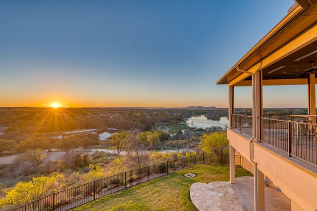 520 The Trails PKWY, Horseshoe Bay, TX 78657