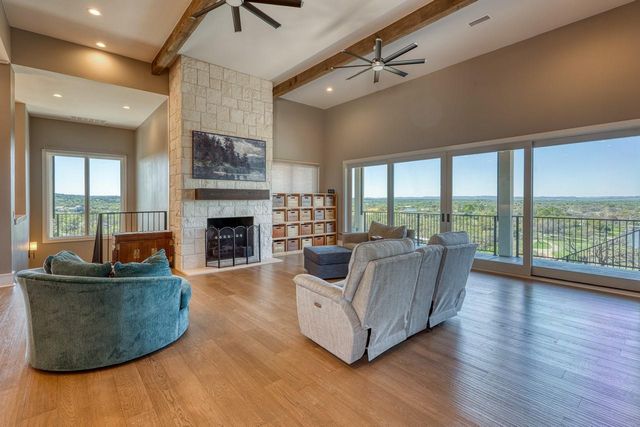 520 The Trails PKWY, Horseshoe Bay, TX 78657