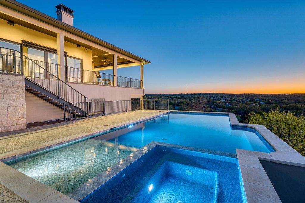 520 The Trails PKWY, Horseshoe Bay, TX 78657