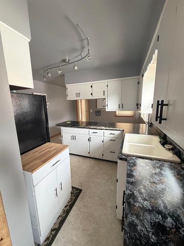1316 S Terrace Street, Janesville, WI 53546