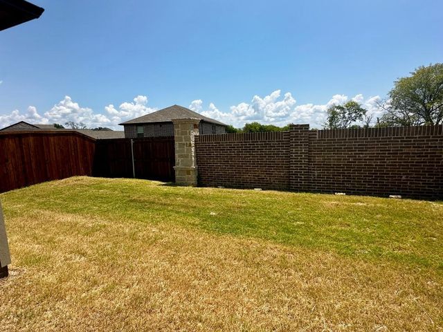 521 Towerglen Drive, Mckinney, TX 75071