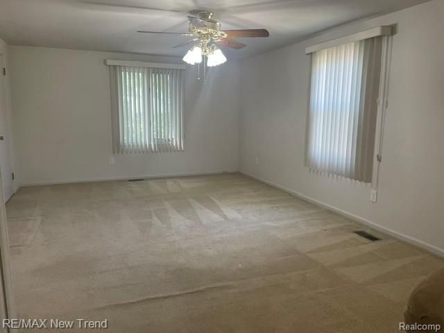 4727 S Knoll Road, West Bloomfield, MI 48323