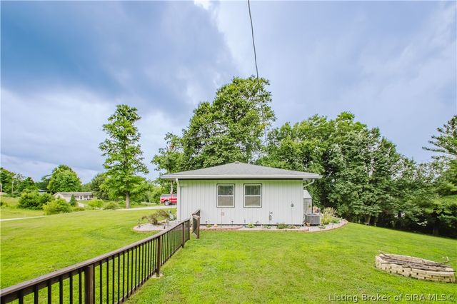 7427 Kensington Road, Lanesville, IN 47136