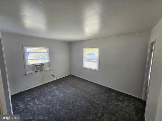 49 BONNIE LN, Willingboro, NJ 08046
