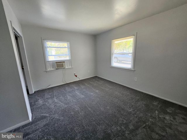 49 BONNIE LN, Willingboro, NJ 08046