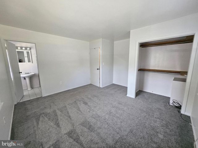 49 BONNIE LN, Willingboro, NJ 08046