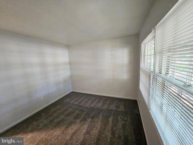 49 BONNIE LN, Willingboro, NJ 08046