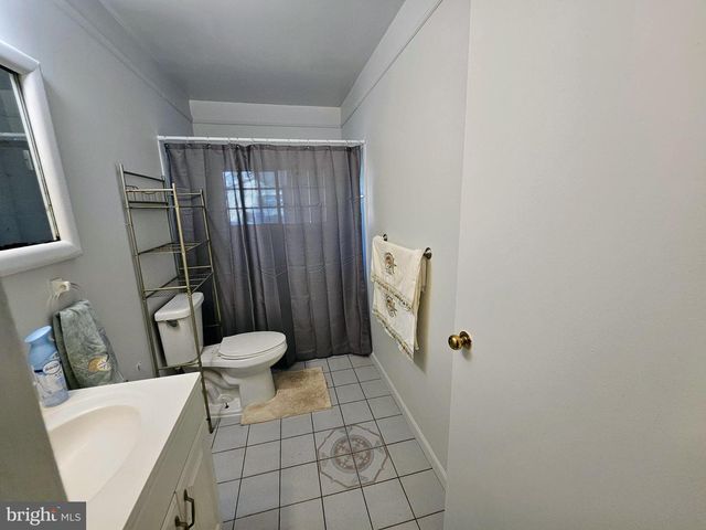 49 BONNIE LN, Willingboro, NJ 08046