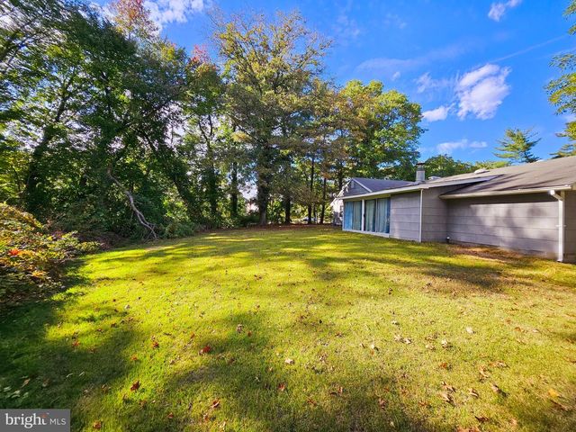 49 BONNIE LN, Willingboro, NJ 08046