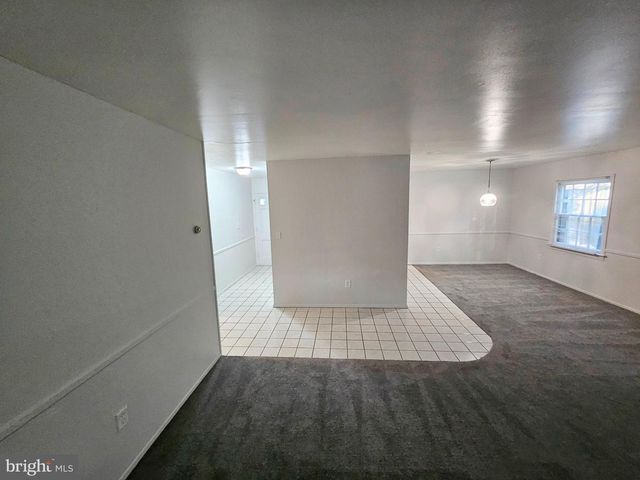 49 BONNIE LN, Willingboro, NJ 08046