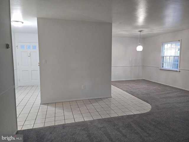 49 BONNIE LN, Willingboro, NJ 08046
