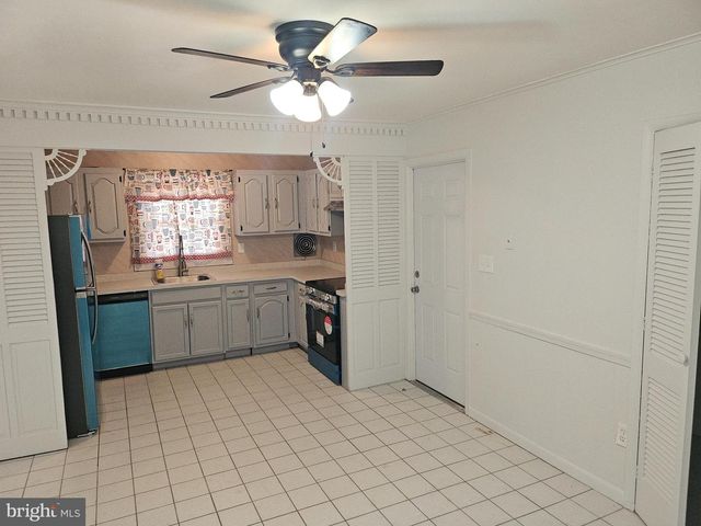 49 BONNIE LN, Willingboro, NJ 08046