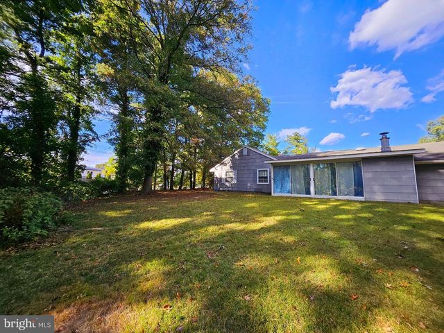 49 BONNIE LN, Willingboro, NJ 08046