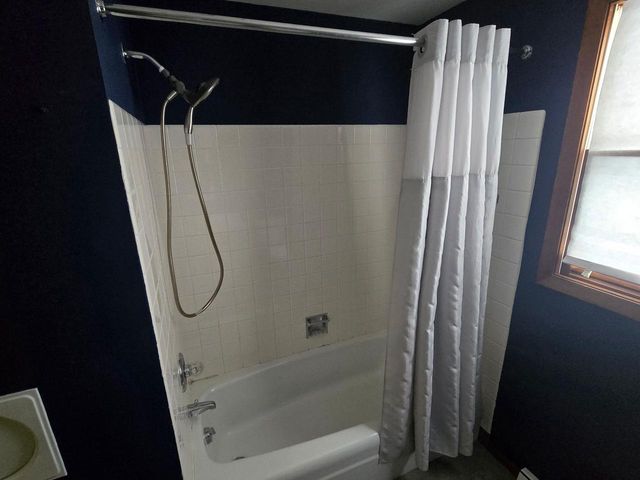 1011 ALPINE DRIVE, Green Bay, WI 54311