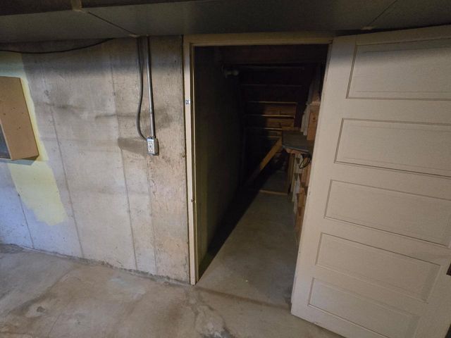 1011 ALPINE DRIVE, Green Bay, WI 54311