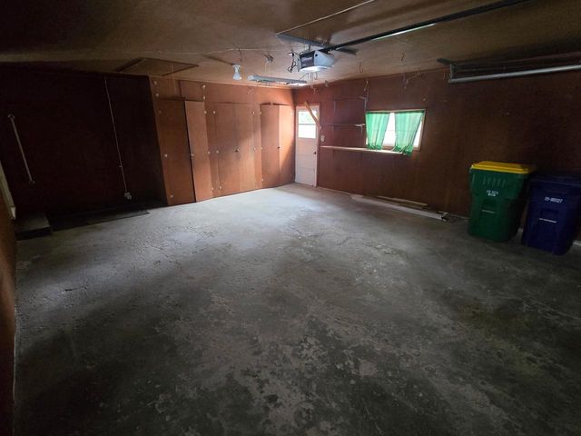 1011 ALPINE DRIVE, Green Bay, WI 54311