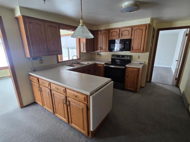 1011 ALPINE DRIVE, Green Bay, WI 54311