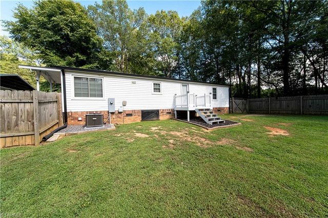 829 Wagner Road, Mocksville, NC 27028