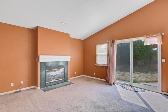 1712 Cattail Dr, Marysville, CA 95901