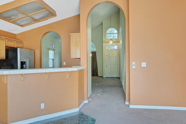 1712 Cattail Dr, Marysville, CA 95901