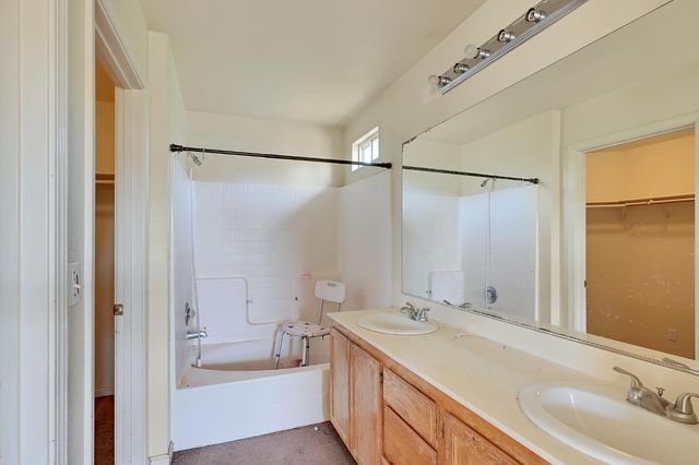 1712 Cattail Dr, Marysville, CA 95901