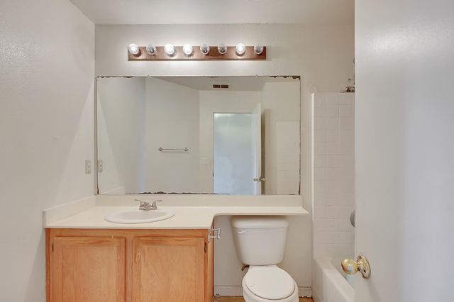 1712 Cattail Dr, Marysville, CA 95901