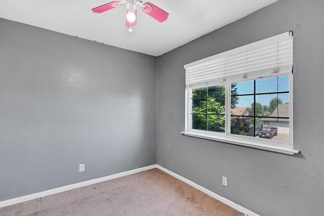 1712 Cattail Dr, Marysville, CA 95901