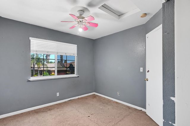 1712 Cattail Dr, Marysville, CA 95901