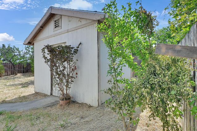 1712 Cattail Dr, Marysville, CA 95901