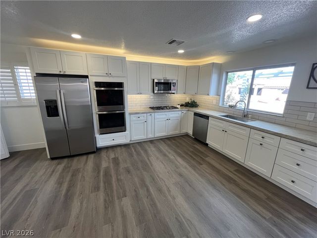 8500 Linderwood Drive, Las Vegas, NV 89134