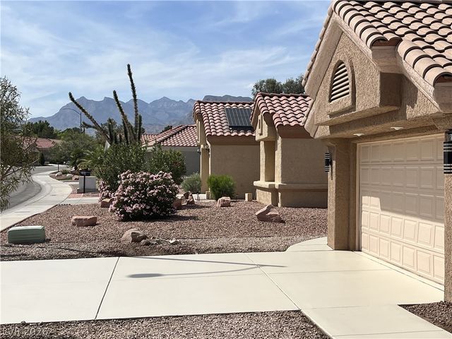 8500 Linderwood Drive, Las Vegas, NV 89134