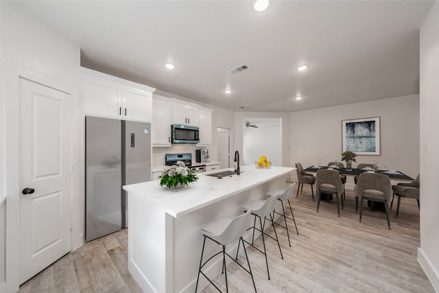 4526 Kolloch Drive, Dallas, TX 75216