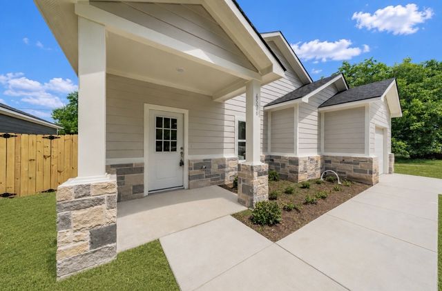 4526 Kolloch Drive, Dallas, TX 75216