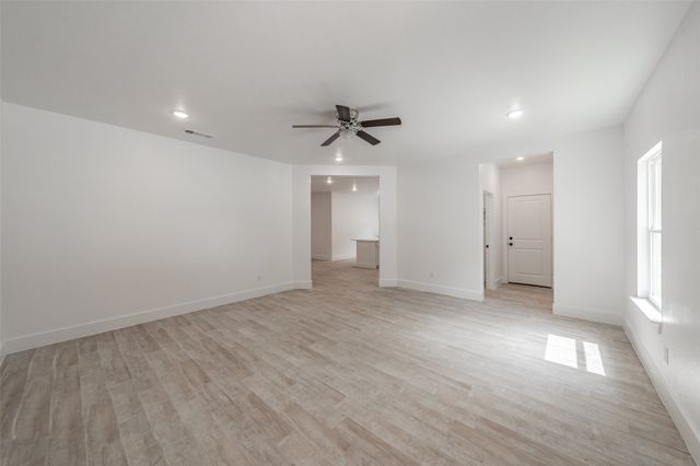 4526 Kolloch Drive, Dallas, TX 75216