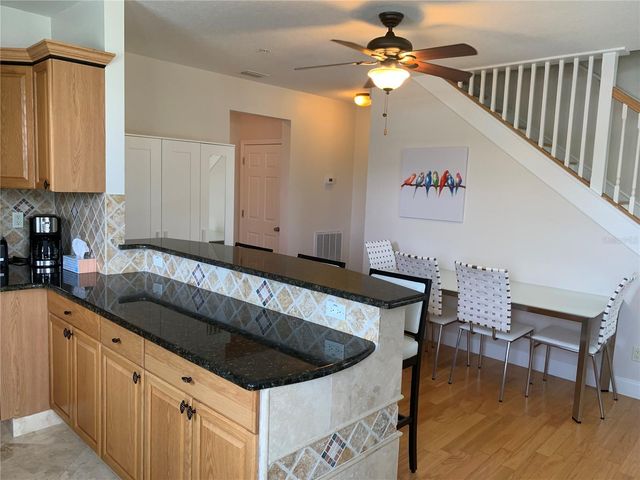 832 BAY STREET NE 1, St Petersburg, FL 33701