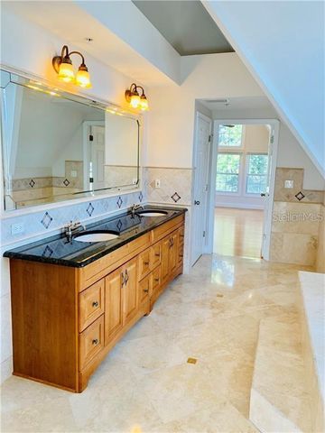 832 BAY STREET NE 1, St Petersburg, FL 33701