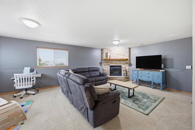 3671 Harrison Street S, Fargo, ND 58104