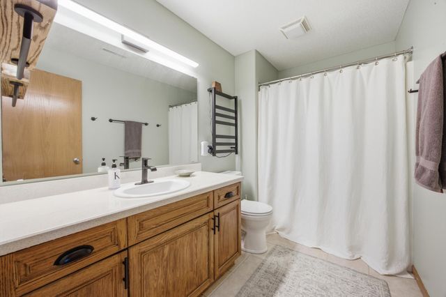 3671 Harrison Street S, Fargo, ND 58104