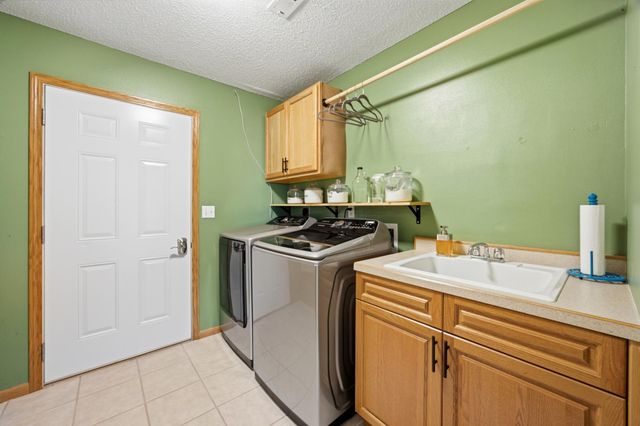 3671 Harrison Street S, Fargo, ND 58104