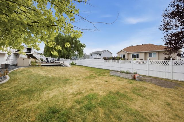3671 Harrison Street S, Fargo, ND 58104